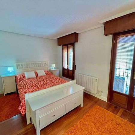 Andra Mari Etxea Apartamento En Parte Antigua Бермео Экстерьер фото