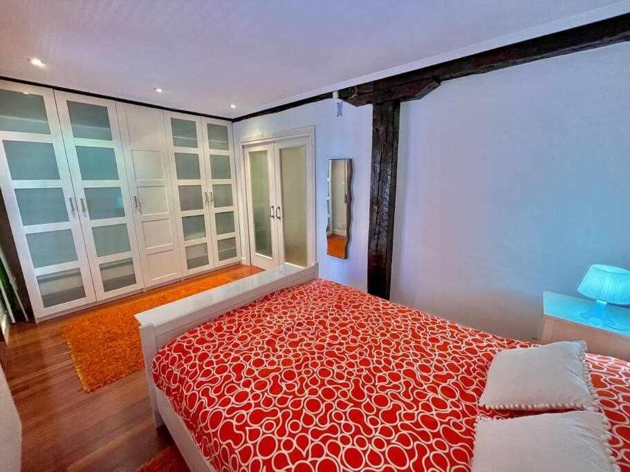 Andra Mari Etxea Apartamento En Parte Antigua Бермео Экстерьер фото