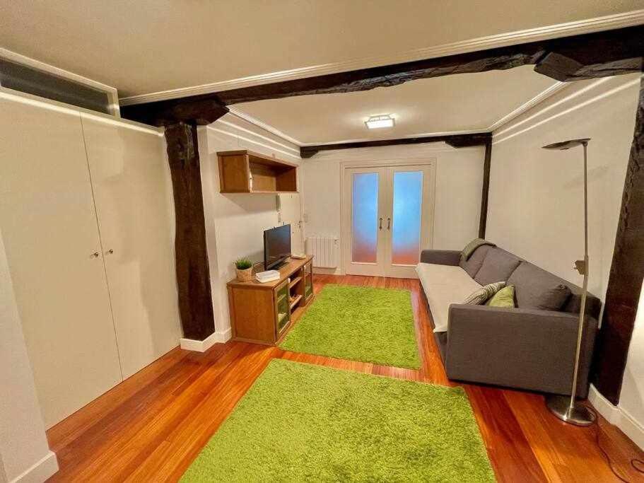 Andra Mari Etxea Apartamento En Parte Antigua Бермео Экстерьер фото