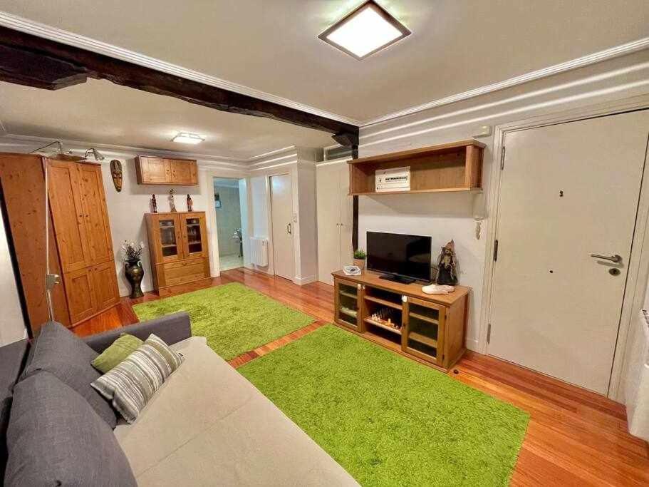 Andra Mari Etxea Apartamento En Parte Antigua Бермео Экстерьер фото